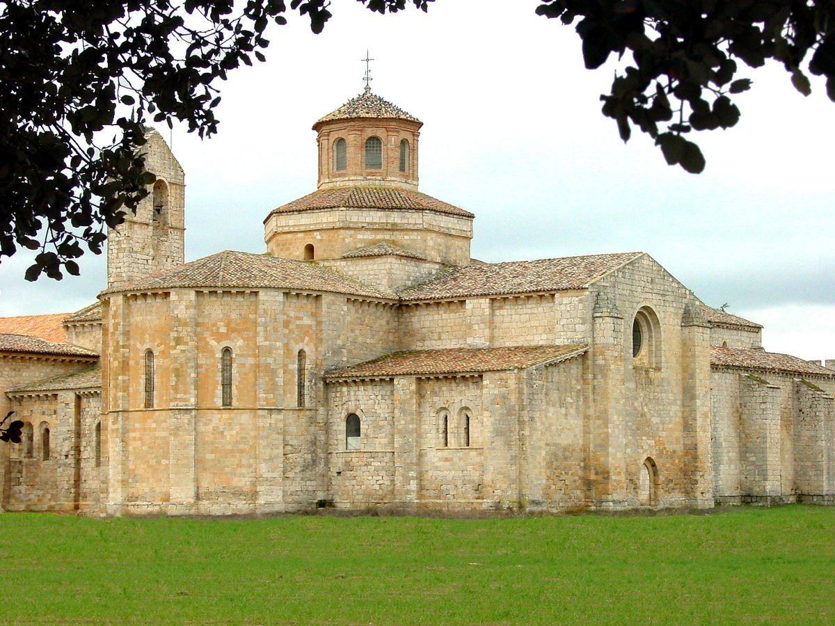 SdStendhal's tweet photo. Monasterio de Santa María de Valbuena es otro buen ejemplo de la austeridad que marcaba la orden del císter, fundado en el siglo XII bajo el patrimonio de doña Estefanía.
Más información en nuestro Facebook.
#ElsíndromedeStendhal #FelizMiercoles #280caracteres #Con280 https://t.co/zFCp3hKEfl
