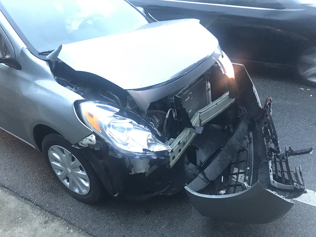 bbyjeonghani's tweet photo. I was in a car accident again causing me to be in a lot of pain and making me take about 3 hrs to get out of bed due to it. I just found out my car is a total loss and I won’t be having a car anytime soon. The money i was supposed to use for shipping went to my medical bills + https://t.co/1OUd10YtE2