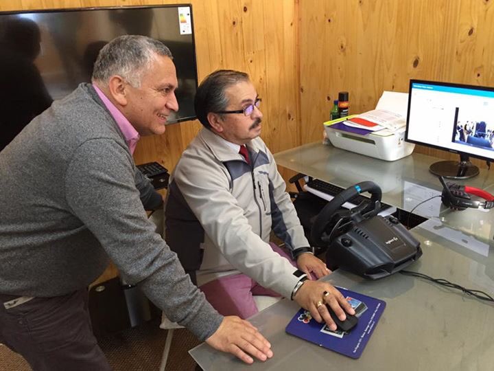 Alcalde_CGomez's tweet photo. 25 vecinos de nuestra comuna inician el curso de Conducción Profesional A-3, a través del programa de becas laborales.
Destacar también 3 cursos que beneficiarán alrededor d 120 personas. Queremos generar más oportunidades laborales para cientos de familias ancuditanas. Éxito! https://t.co/4aBihfaFMG