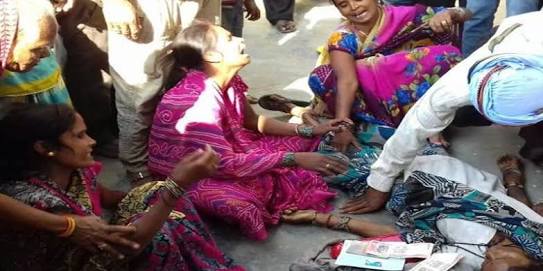 jarariya91's tweet photo. BJP's troll team is fully geared up, Saheb's command to celebrate  150+ deaths.

#AntiBlackMoneyDay 
#BjpMoneyLaunderingDay https://t.co/dntKNIO7Ey