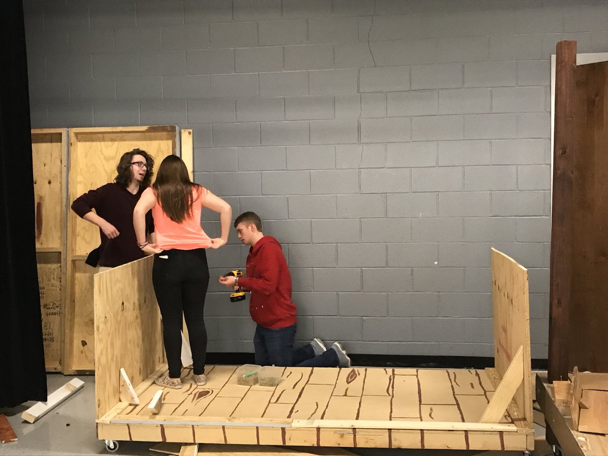 Mrs_Caffee's tweet photo. Look at what my kids made! It is a wood organizer for our storage! Hands on learning at its finest! #TEAMDCS #chhsdrama #chhs https://t.co/ehjThOrmXd