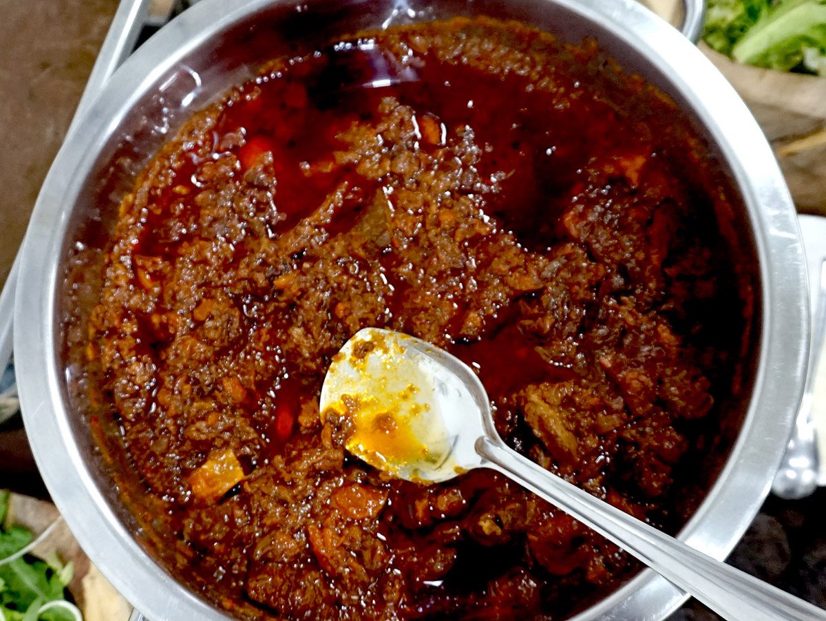 loren_legarda's tweet image. This is food for the body,
mind and soul. Not just filling but nourishing. #slowfoodmovement #urbanfarming #downtoearthph