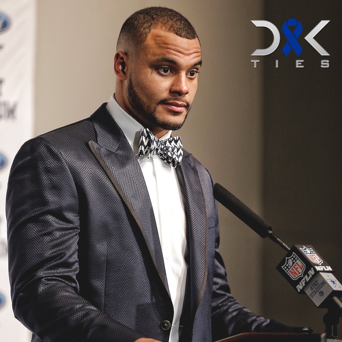 DakTies's tweet image. @dak wearing the Bow Tie of Week 9, after a Big Win! Now Available Only at Dakties.com, while Supplies Last! #DressUpForTheCure