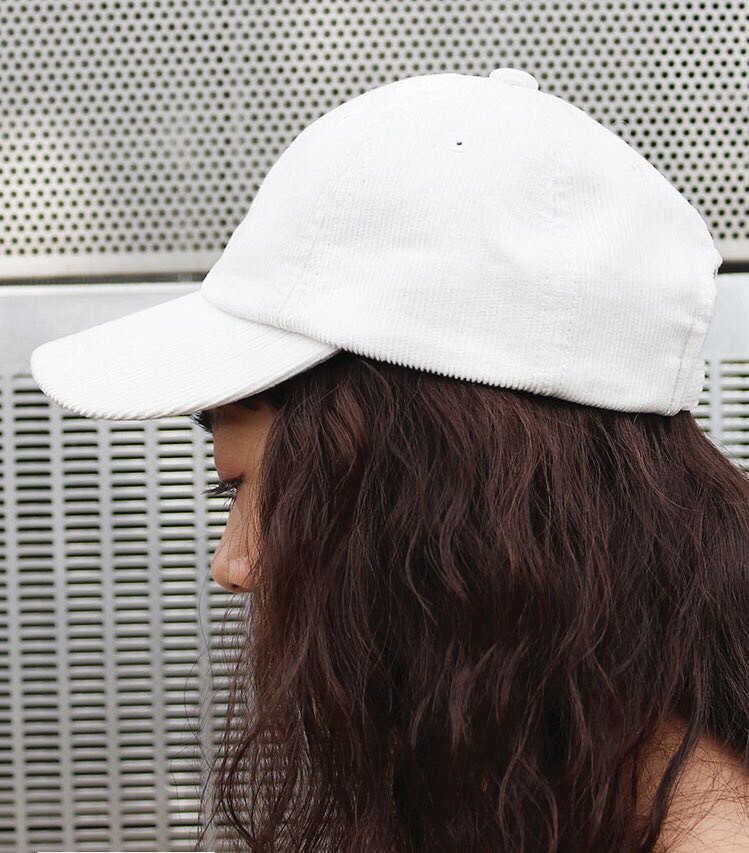 Ungridルミネ横浜店 新作アイテム コーデュロイキャップ 5 292 O Wht Blk Pnk Brn コーデュロイ素材で秋冬感を感じられるアイテム 色味がどれも可愛く スタッフも色が選べなくて困っております笑