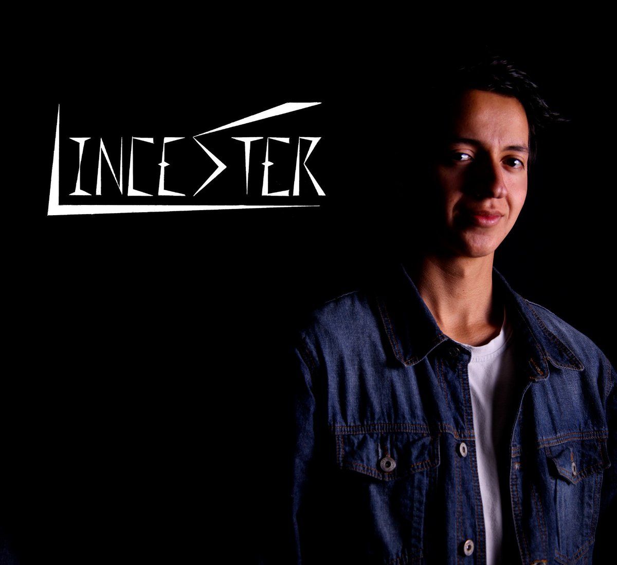 LincesterMx's tweet photo. ¡Hey, Lincesters!
¿Ya conocen a nuestro vocalista Oliver? 🔥😎🔥
#Lincester #México #cdmx #Singer #song #olibebe #rock https://t.co/qwgliqlyWL