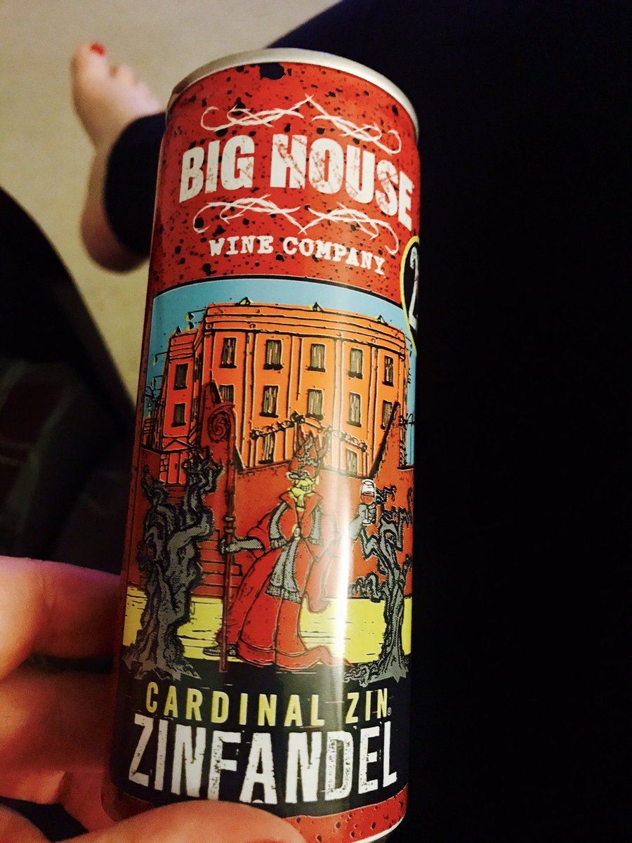 VGirlfriends's tweet image. Still loving these little cans of wine! The perfect amount without having to open a whole bottle 🍷❤️ @BigHouseWines #ilovewine #winetime