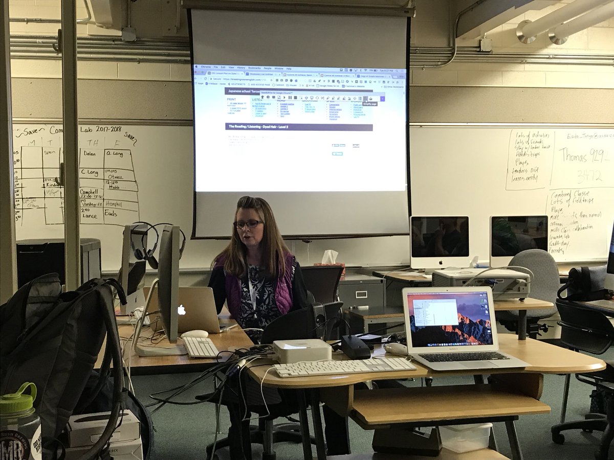 99577rossco's tweet photo. Frackman showing off some Google Chrome skills to the Eagle River/Chugiak peeps at the TISS session #aklearns https://t.co/LaipDEQWjf
