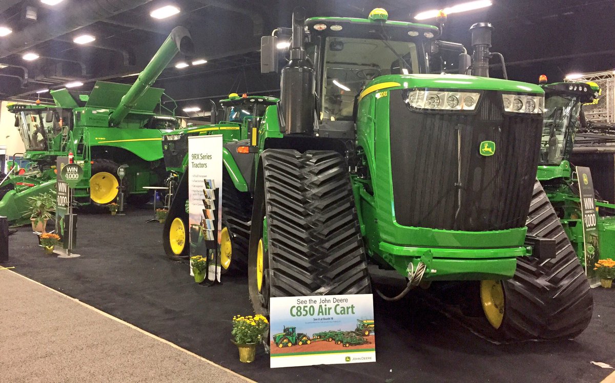 Brandt_AG's tweet photo. The green's lined up for #AgriTrade17! Visit us Nov 8-11 at booth 4218 to tour the all-new machines. @agritradetoday https://t.co/2pDpbREHYI