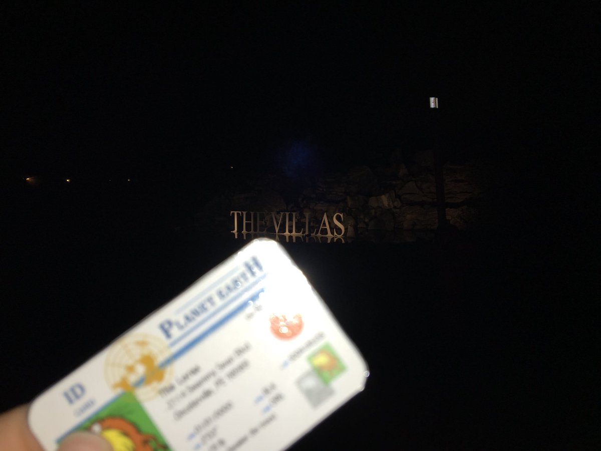 JM505029apes's tweet photo. Only 8% of water is used in our homes, it’s up to the community to try and conserve as much water as possible. This neighborhood helps out by turning off fountains at night!#ApesWater @franklinlorax https://t.co/t6fGqTnw4s
