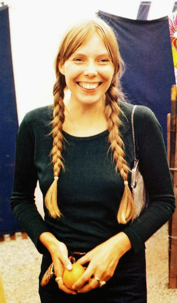 Happy bday, Joni Mitchell 
 