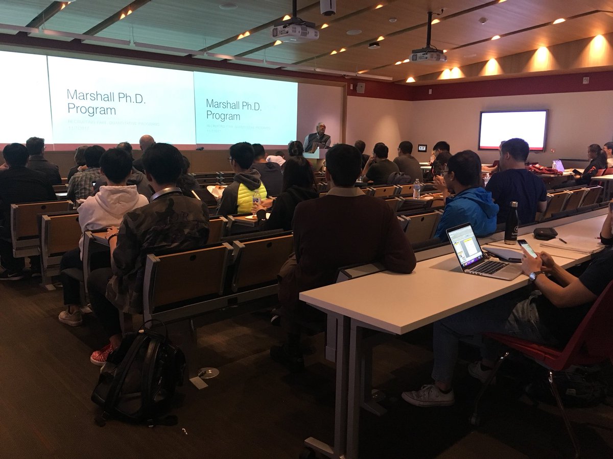 USCJulieP's tweet photo. Hosting a recruitment event for the @USCMarshall PhD Program! Students learning about research in big data, finance, marketing &amp; management. https://t.co/tBP1emjdKp