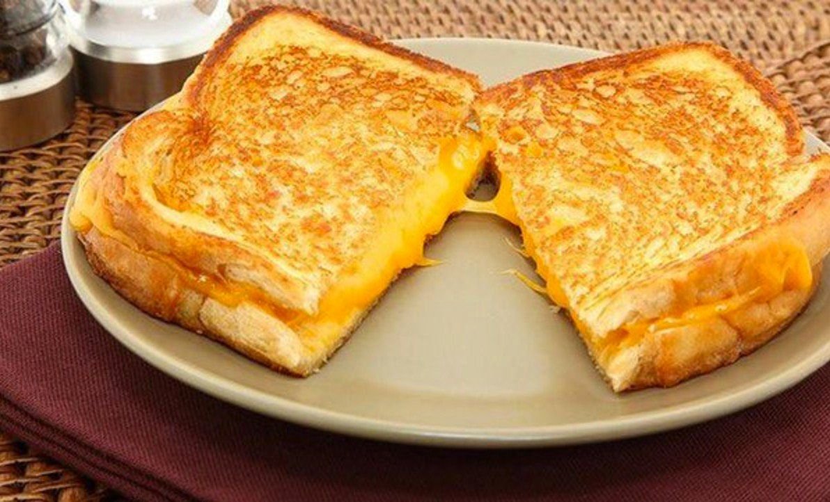 TrueBarbecueFan's tweet photo. Made it favourite today #grilledcheese 
#Yum #foodie #FoodStreet https://t.co/ZHvPL57GKd