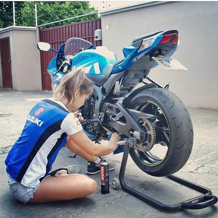 motoqueras's tweet photo. Espacio para las motoqueras del Twitter... Únete junto a tu máquina... https://t.co/fPN5PjCoDE