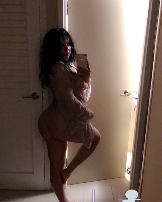 Bedtime https://t.co/3kI3N7liKf