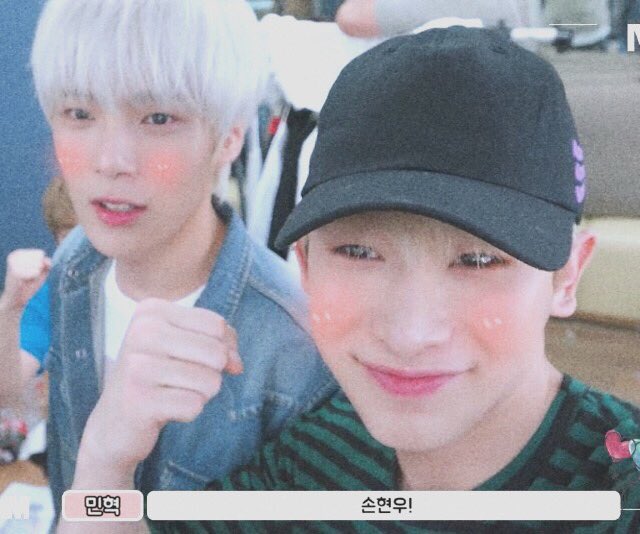 mxsoftbot's tweet photo. ˗ˏˋ #민혁 + #원호 ➯  #몬스타엑스 ˎˊ˗
       ↳ minhyuk + wonho ♡ ྀ https://t.co/TmVBRS3Njs