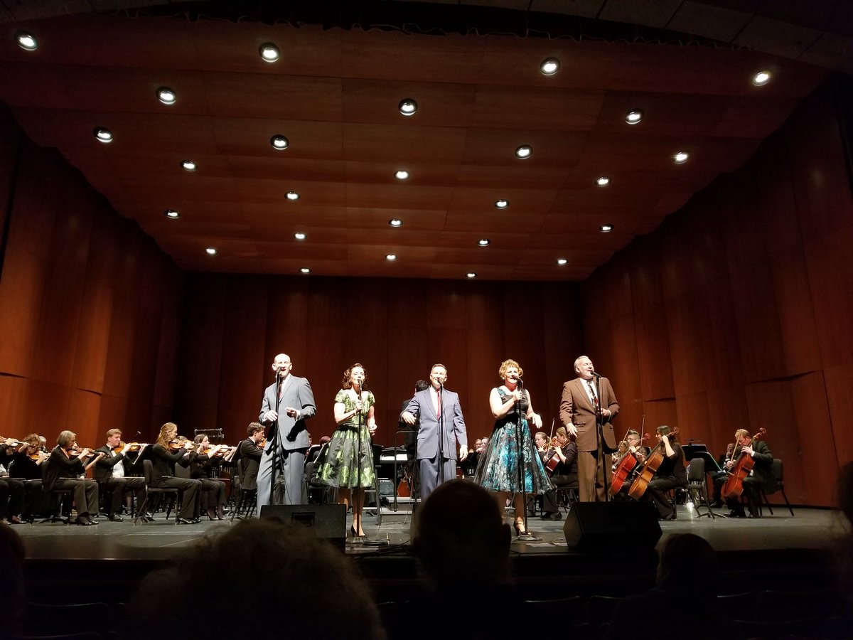 EmpowerOneNow's tweet photo. OUTSTANDING Mad Men Era @WIPhilharmonic and Five by Design #wisconsinphilharmonic #MadMenWP https://t.co/UnUDmPRdAr