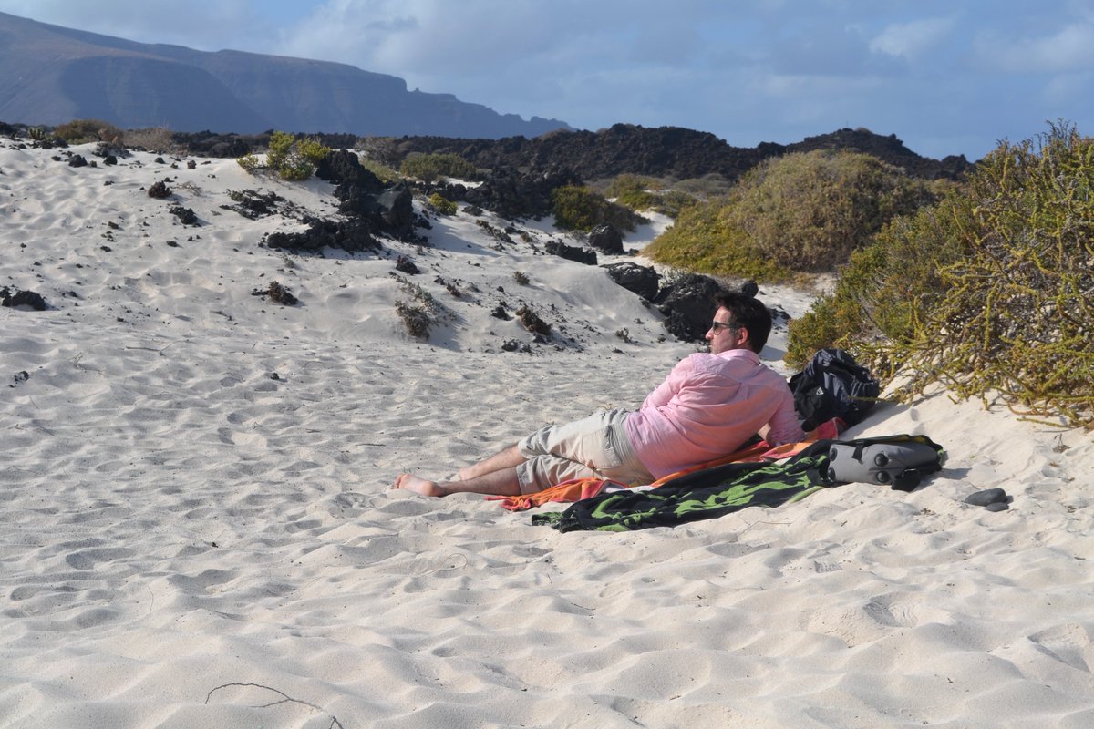 fredlannuzel's tweet photo. En mode repos de ouf ! ! !
#vacances #canaries #Lanzarote https://t.co/8Y6GuHkh83