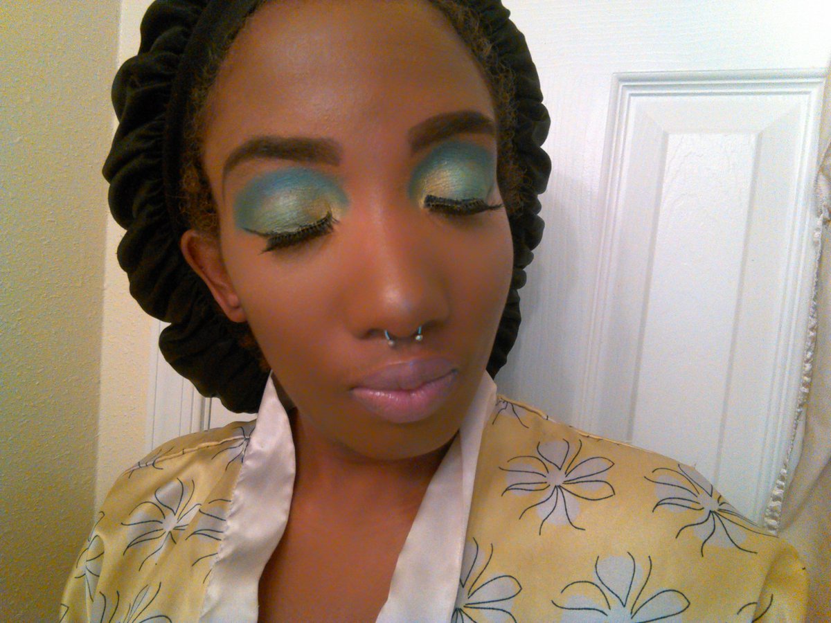 LoyalQueenO's tweet photo. Tonight's practice... #MUE @NickaKNY #Perfect32PaletteAP030 @elfcosmetics #PrimerMist #HydratingFacePrimer #FoundationPalette @b_radiance #BodyBuildingMascara #DynamicDuoBalm @NyxCosmetics #concealer @lagirlusa #concealer  @RedCherryLashes @BenefitBeauty #PrecisleyMyBrow https://t.co/qYSGVZGHD8