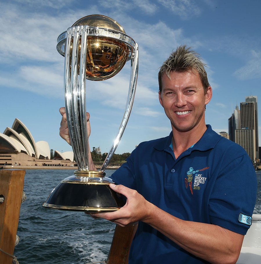 Happy birthday to one of cricket\s fastest bowlers: Brett Lee! 