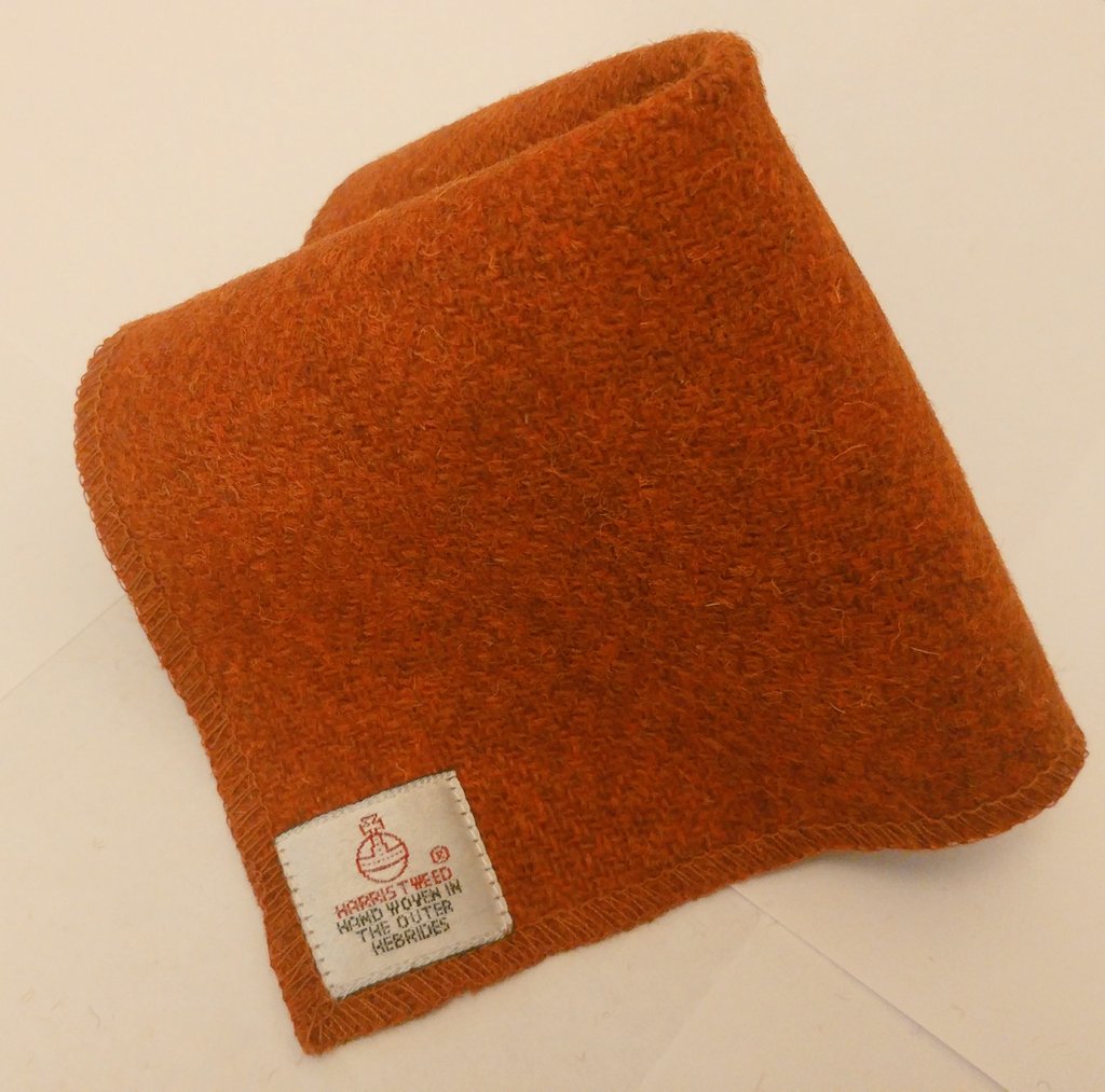 mrpocketsquare1's tweet photo. @SamHeughan @jamadoria Thanks Jill. To see our range https://t.co/tQT2hkLLY8 . Sam wore the burnt orange to the #BAFTAScot2017 https://t.co/gLMXxKgqVb