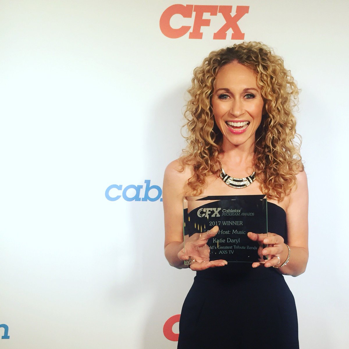 KatieDaryl's tweet photo. Thank you @Cablefax for the Best Host:Music Award! #cfxawards @AXSTV @AXSTVConcerts @mcuban #axsTRIBUTE @AXSTV_PR https://t.co/0YWcKHXt7h