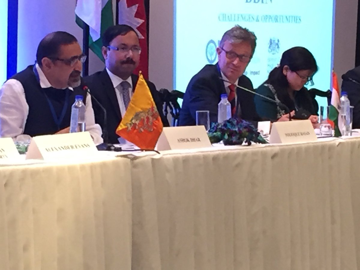 mainakde's tweet photo. #Bangladesh DHC #Kolkata #ToufiqueHasan for accelerating #SouthAsian regional cooperation &amp; trade. #Bangladesh spear-heading intra-regional co-op with neighbours #YTC2017 #BBIN2017 https://t.co/iNjrphMFp2