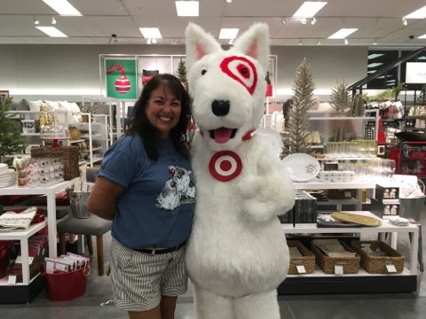 devanglee's tweet photo. I'm so happy my mom could take the trip to see all the hard work our team has been putting into #2868TheGrand @Target
#NextGenTarget #TargetDog https://t.co/liiwA49Zpt