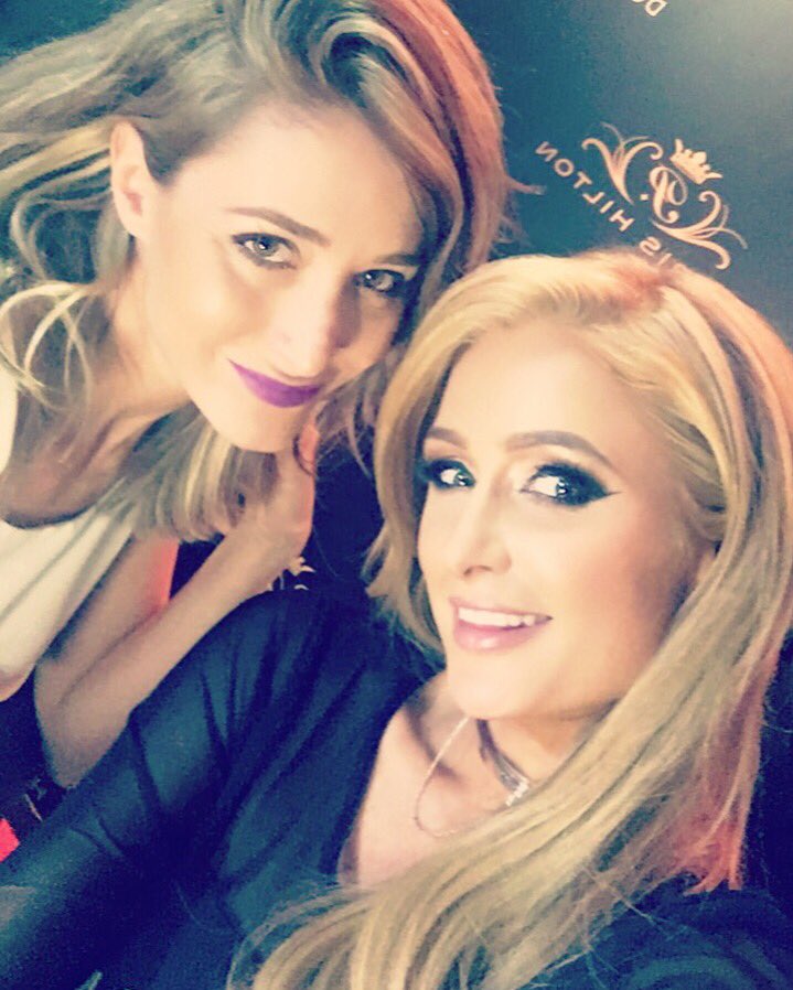 Gaby_Coceres's tweet photo. With the queen @parishilton 💞 Glad to see u again!
#parishilton #pinkcarpet https://t.co/eCs4tvKmyQ