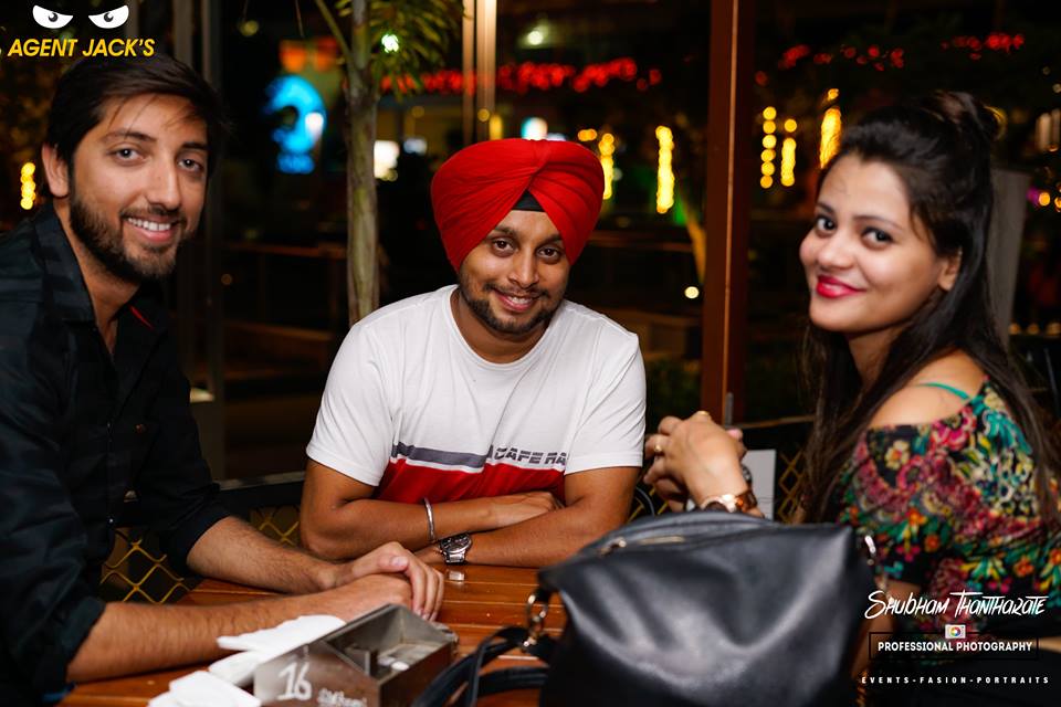 agent_jacksbar's tweet photo. #agentjacksbar #amanora #chilledout #saturdays #ajb #housemusic #hiphop #pop #with #djandrew #mrtrapper #dubstep #hiphop #puneigers #puneinsta #punenightlfe #ajbpune #punepartypeople #pune #dj #djs #pune #music #punegigs https://t.co/pFRDjDIGxr