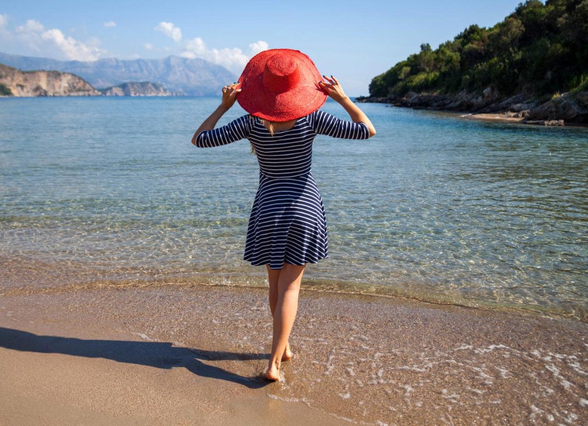 propertyfindAE's tweet photo. If you are still single. So #travel to these most wonderful #places of #adventure: https://t.co/Y2NMdRuPu7
#beach #destinations #belgium #bondibeach #indonesia #miami #florida #prague https://t.co/Jpv6lrn3og