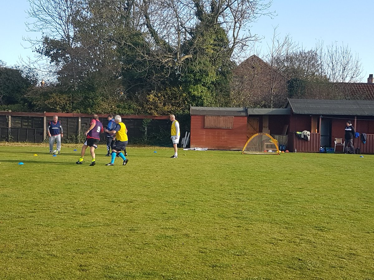 walkersCleetown's tweet photo. Action from our 1st walking football session #norunningplease https://t.co/1F9upRUAOL