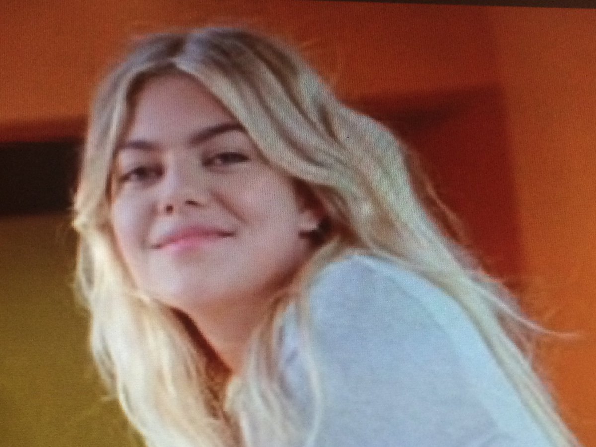 mfmuschang's tweet photo. Louane sera l'invitée de @CaroFontenoy dans le #RTLinfo13h https://t.co/8vgwx2YAzQ