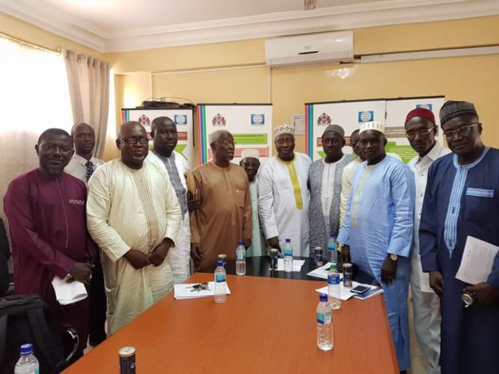 EdrisaNjie's tweet photo. National Assembly Select Committee on Agriculture posing with senior officials of the Ministry at an inaugural/familiarisation meeting.
#Agriculture
#CPCU
#FASDEP
#Nema
#Ifadgambia @ecowas_agric @AGRAAlliance @AfricaAg @FutureAgrics https://t.co/YqYlrMlgBB