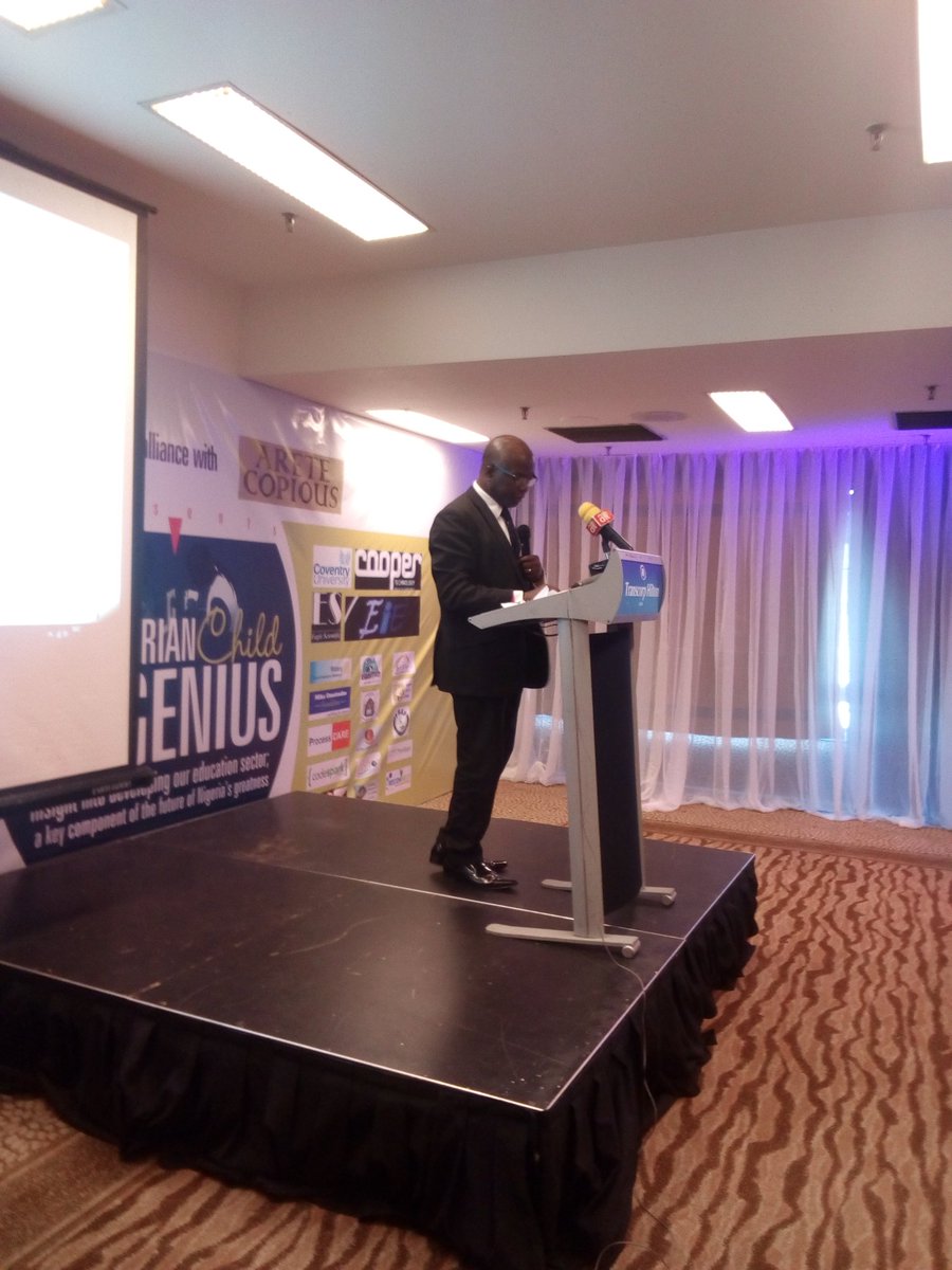 DotunRoy's tweet photo. Professor Imafidon in action at the "Nigerian Child, The Genius" Conference #Geniusinme #TheGeniusinme https://t.co/7KkqGWnES5