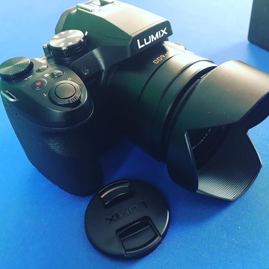 LeRevoRama's tweet photo. Une nouvelle ère pour le #Revorama ? #Lumix #lumixfz300 https://t.co/uXMaoHajAu https://t.co/MyRd01Dtj1