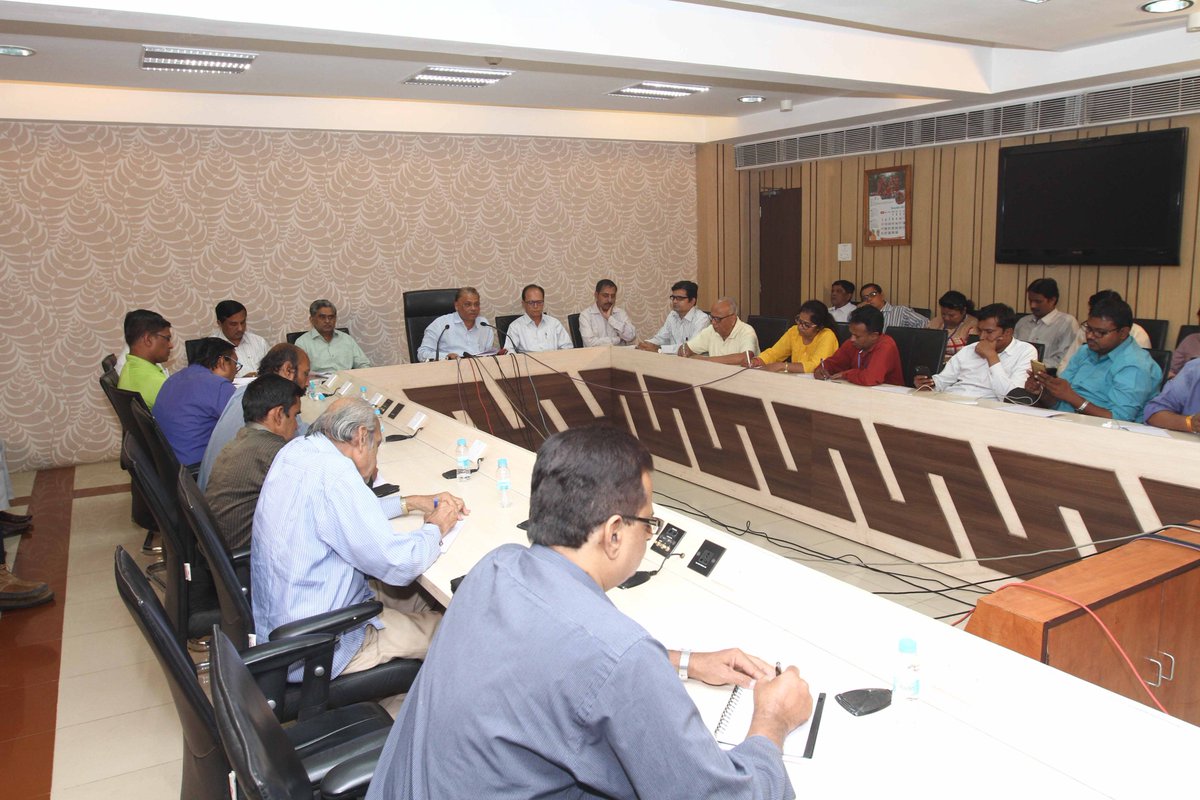 CEOGujarat's tweet photo. Press Conference On 8th November 2017 - Part 2
#GujaratElections2017 #CEOGujarat #ReadyToVote #VoteForDemocracy https://t.co/mSFyypUe7y