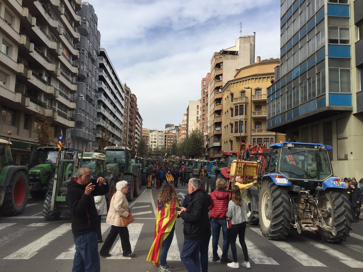 Alternativa_Ll's tweet photo. Vaga, vaga, vaga general https://t.co/ddc5k2gD60