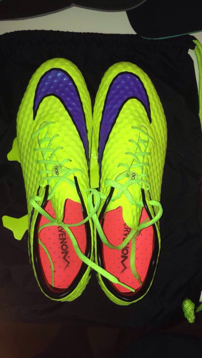 liamquinn190102's tweet photo. Another new set of wheels from @lovellsoccer #LOVELLFC #LovellFC https://t.co/KGyH5cFkJj