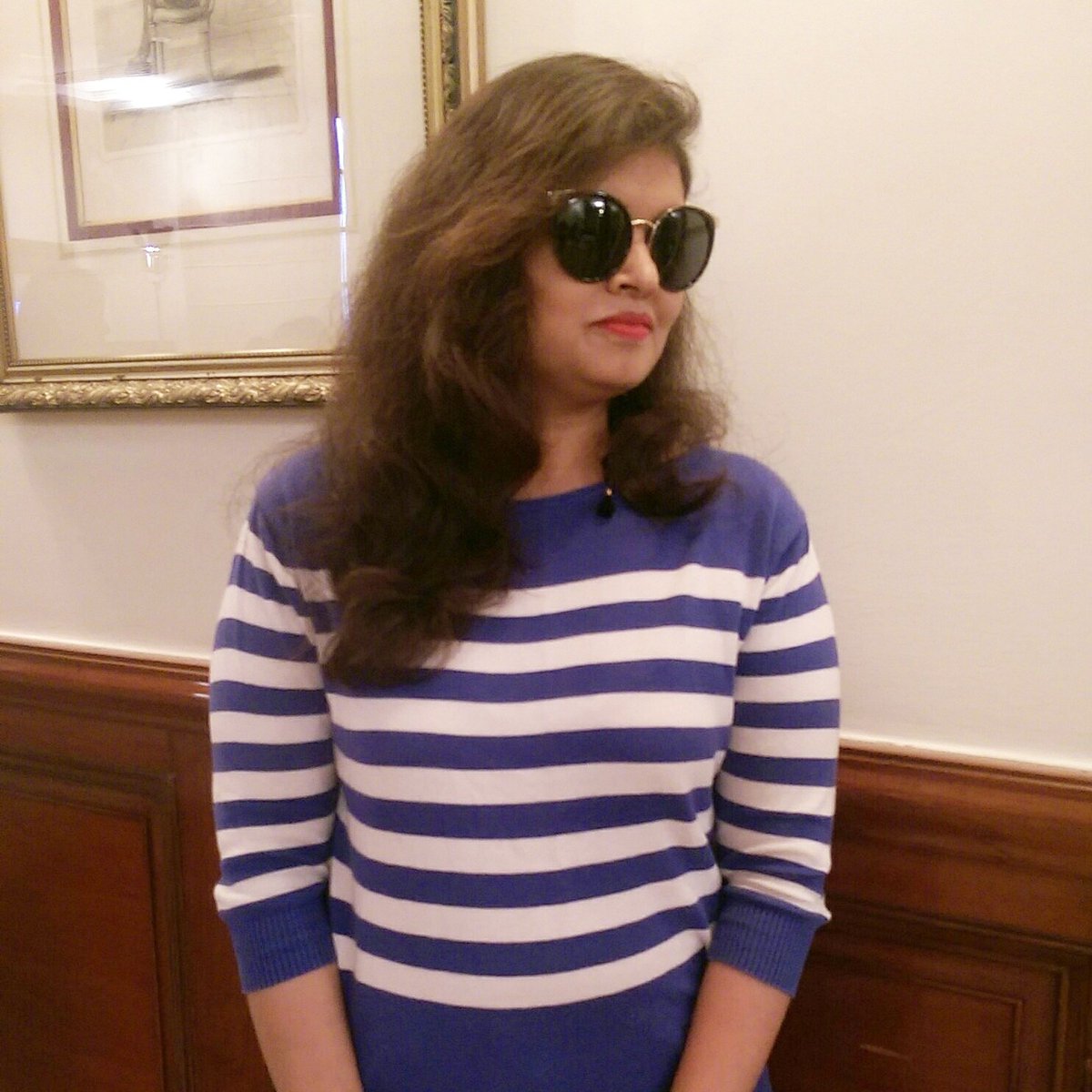 jn_megha's tweet photo. At the @Luxottica  SS'18 press preview.  #Sunglasses #luxottica https://t.co/KEMlKaH6SU