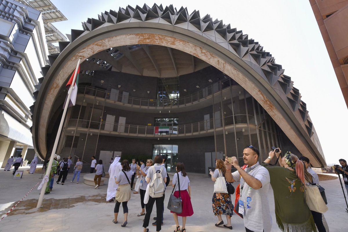 swyuae's tweet photo. During @masdar city visit 

اثناء زيارة ملتقى "سفينة شباب العالم” لمدينة #مصدر

#swyga11 https://t.co/T4XEzQ3qG3