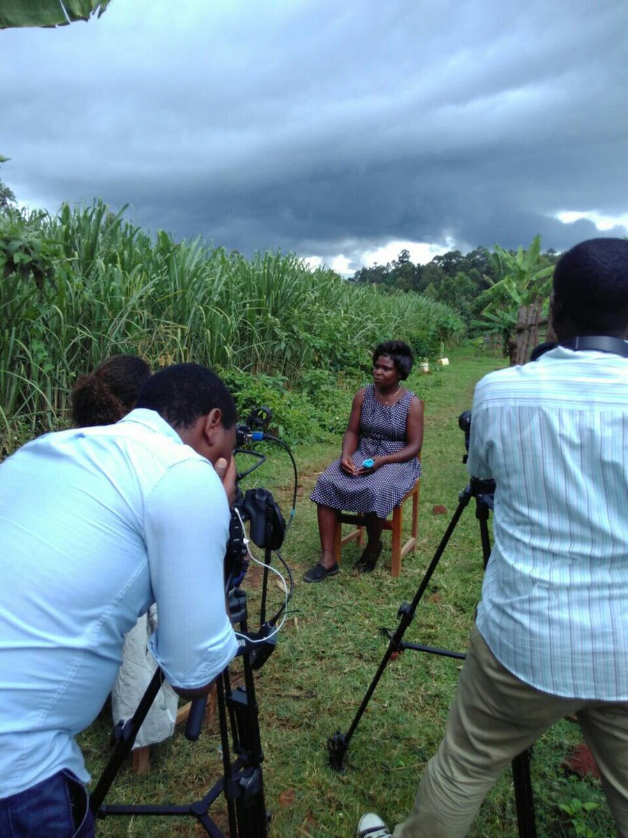 GlobalSoilWeek's tweet photo. We are in #Kakamega, Western Kenya, working w/ Shibuye CBO to make a short film on #landacess &amp; #SustAg for #FoodSecurity - stay tuned!! https://t.co/hRhVCCOOKj