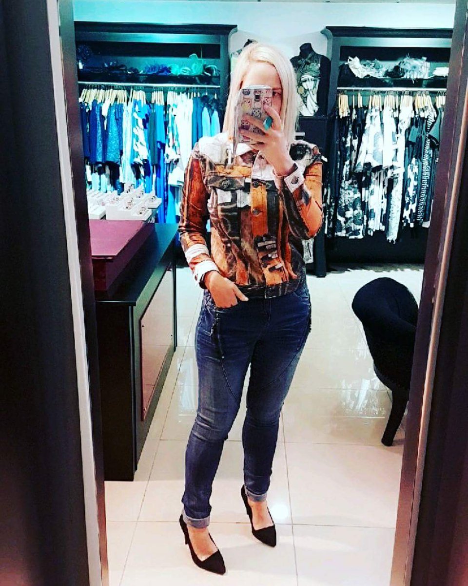 BerlingBoutique's tweet photo. Wednesday Wisdom @ Berling. Call us on 02830269179 💞💞💞
#boutique #smartchic #occasionwear #openanaccounttoday #freepostage #callnow xxxx https://t.co/fBweFgBxs7