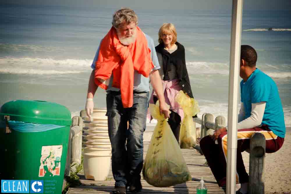 BloubergBC's tweet photo. Join in on the 1st Sat of the month & help us network, thus providing opportunities for people to learn & grow #Empower
#CapeTownBeachCleanUp #CleanUp2017
https://t.co/fRLQ7HsaIA for more info https://t.co/nx5L39SI6A