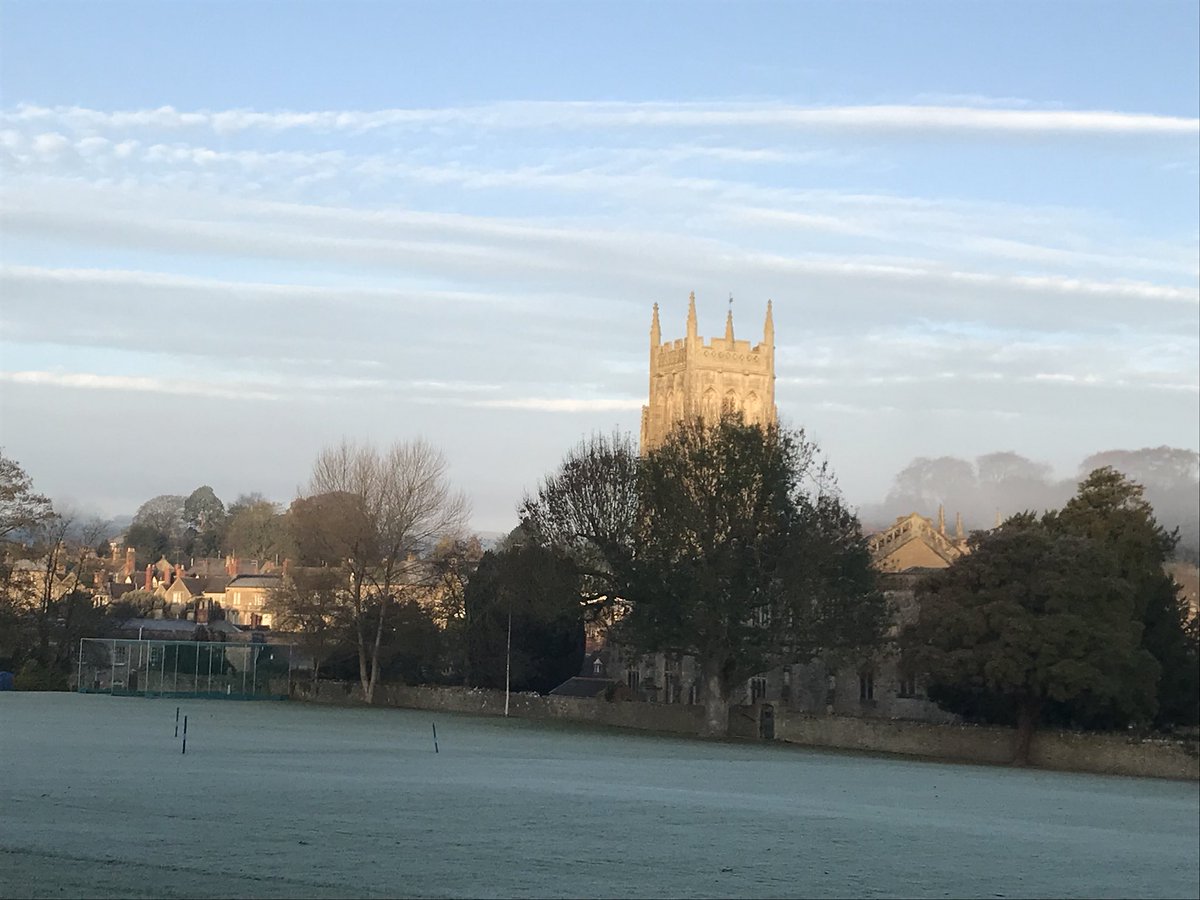 KSBBlackfordHse's tweet image. Another beautiful morning in our ‘back garden’ @KSBBlackfordHse @KingsBruton #sobeautiful #soquiet