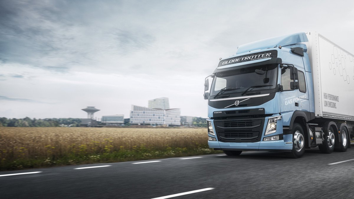 VolvoTrucks's tweet photo. Our new natural gas and biogas trucks have received Italy’s Sustainable Truck of the Year 2018 award. https://t.co/2jBCiE4cpv https://t.co/jaTPDc6GY4