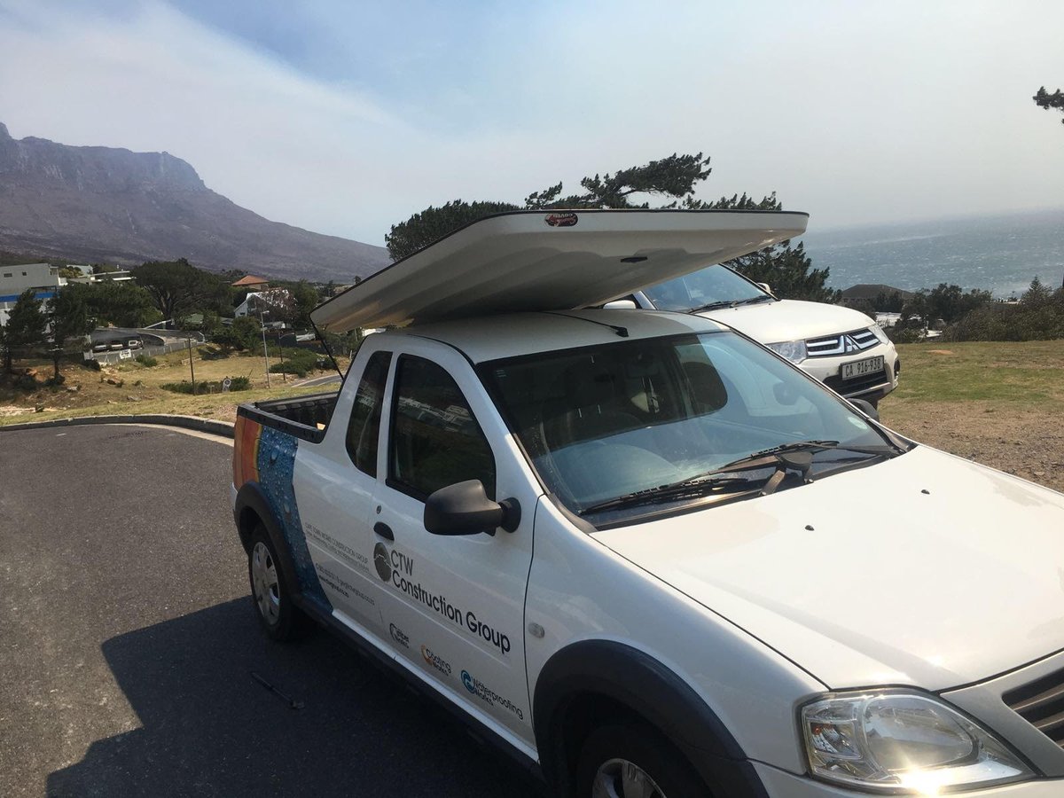 CTW_Group's tweet photo. Gale force winds have been hammering Cape Town this week  causing serious damage to roofs, walls &amp; cars 😳 Call us for a free assessment. ☎️ https://t.co/CykMcbrvKO