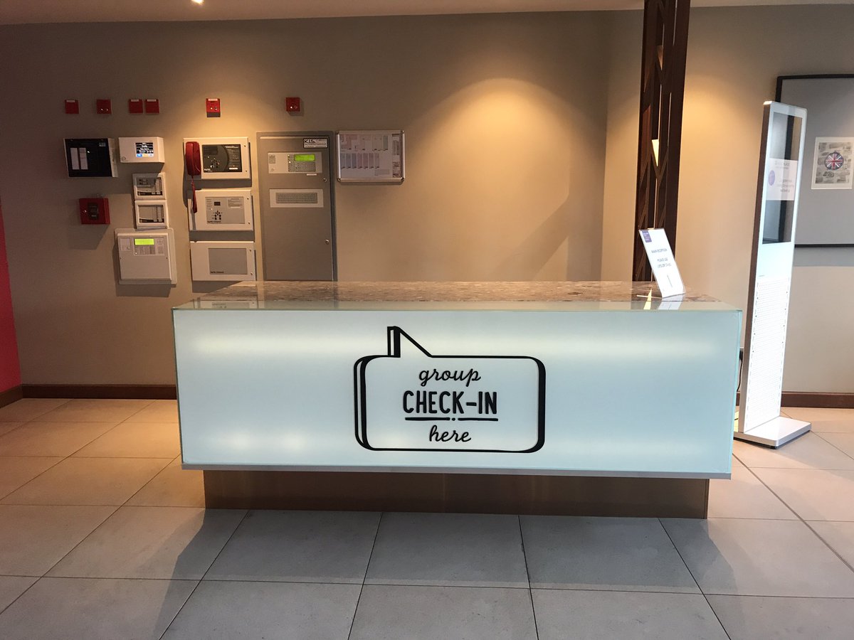 biggersplashltd's tweet photo. Early install this morning at the Hyatt hotel in Hayes for #deigner @jacksondalycom #vinylgraphics #reception #hotelgraphics #signs #signage https://t.co/PxuyDNIEii