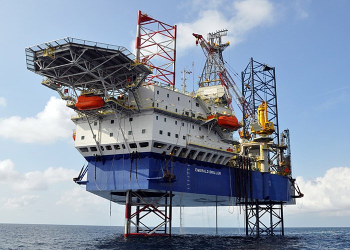 Splash_247's tweet photo. Vantage Drilling awarded jackup extension by Total in Qatar https://t.co/ojPNfK6ZKD https://t.co/kPpZjeX2Ny