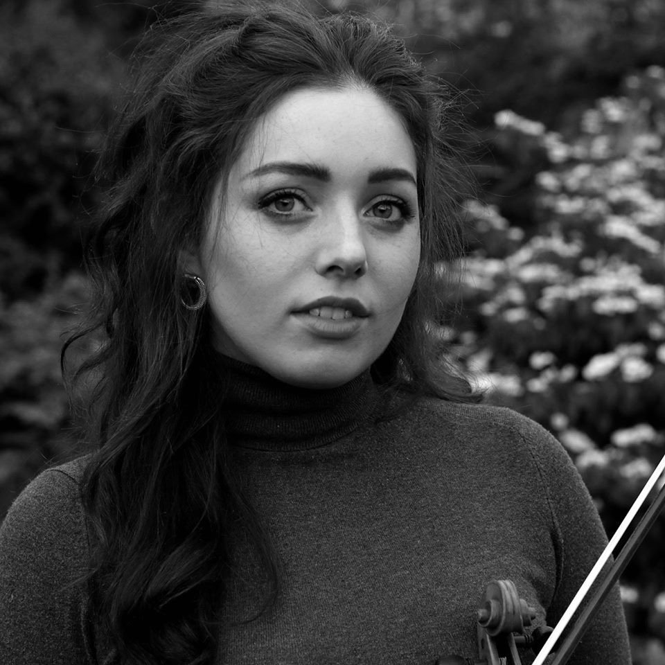 SCMTMusic's tweet image. NEW TUTOR for SCMT Oxford. Victoria - violin and piano. We're very excited to have her on board...  cassam.co.uk/our-tutors/