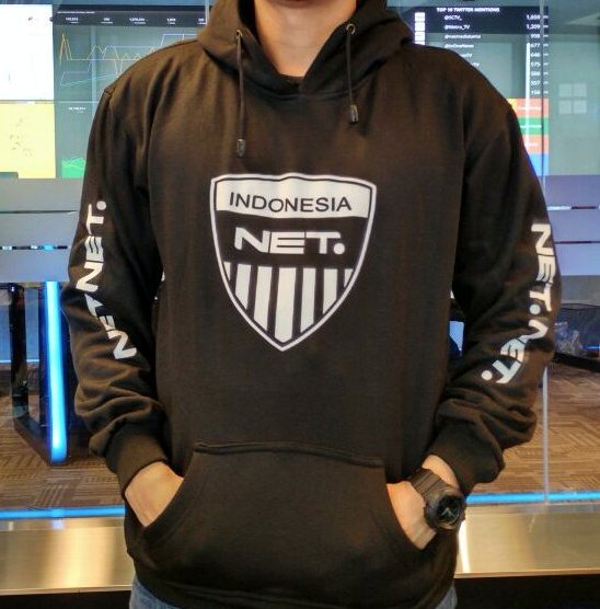 Dari kemarin banyak banget yang minta Hoodie NET.

Ya udah, hari ini kami bagi deh! Yang mau, langsung RETWEET aja. Dan siap-siap pantengin TL kami malam ini jam 21.00 WIB.